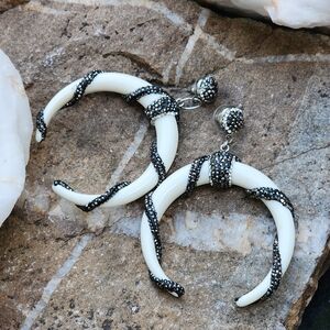Large Light Earrings Studs Crystals Resin Horns Luxury Spell jewelry